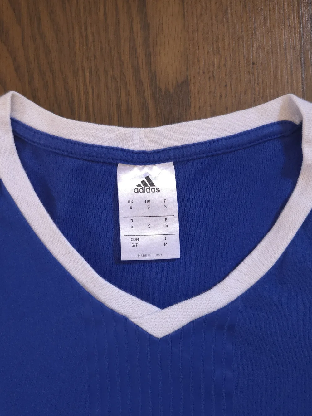 Y2K Adidas Argentina T-shirt jersey style soccer futbol team shirt - Adult Small